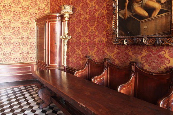 Venice: Doge’s Palace Prisons & Secret Itineraries Guided Tour - Group Size, Steps, and Getting the Most Out of It