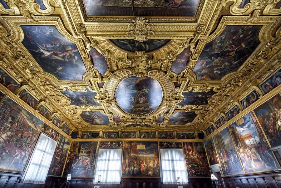 Venice: Doge's Palace & Prisons Tour - How to prepare: shoes, ID, and what you can bring