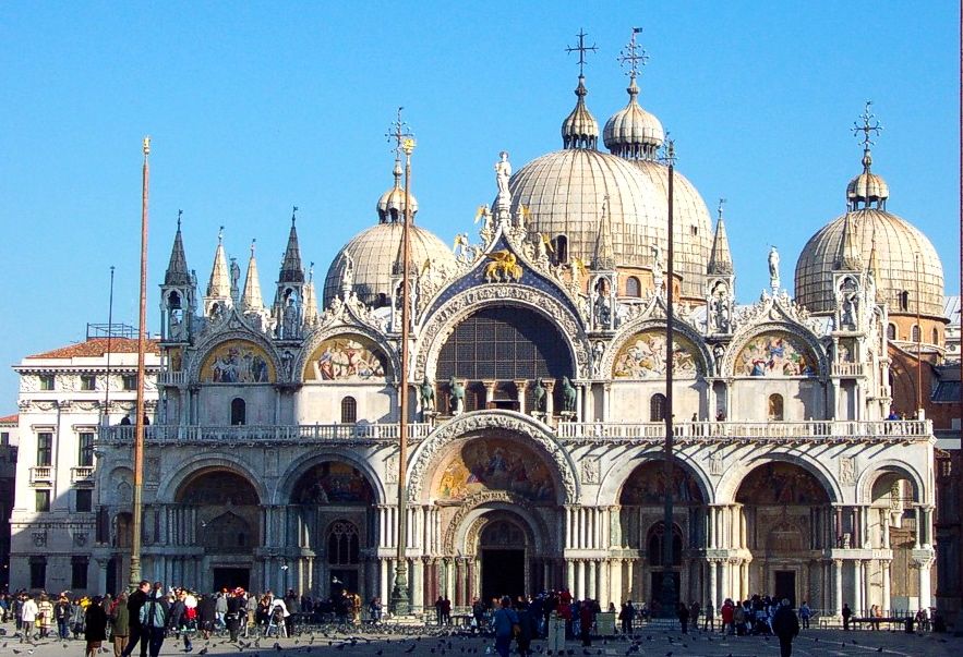 Venice: Doge's Palace & Saint Mark's Small Group Tour - St. Mark’s Basilica with privileged access and the Basilica d’Oro effect