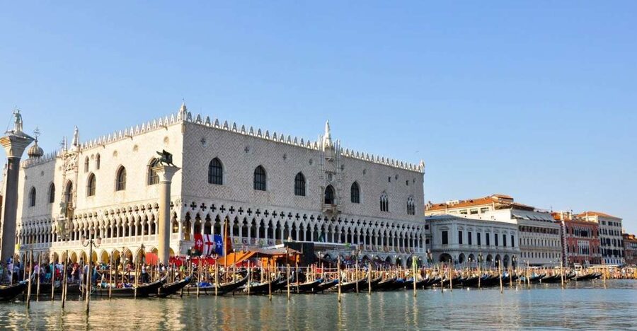 Venice: Doge's Palace Skip-the-Line Guided Tour - What you learn in the palace: power, art, and the Venetian Republic story