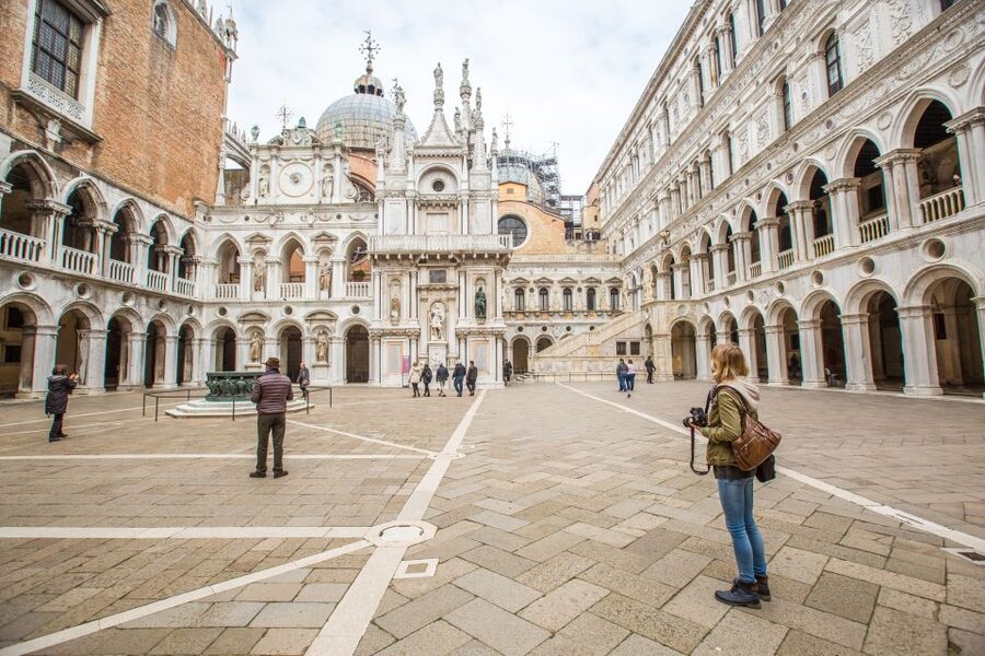 Venice: Doge's Palace Skip-the-Line Tour with Prisons - The Bridge of Sighs and the Prison Sections