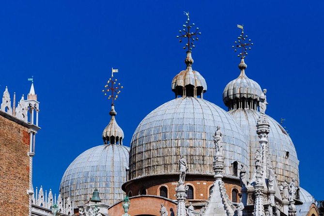 Venice Doge's Palace & St. Mark's Semi-Private Tour, Max 6 People - The Bridge of Sighs moment: your photo window and your pause point