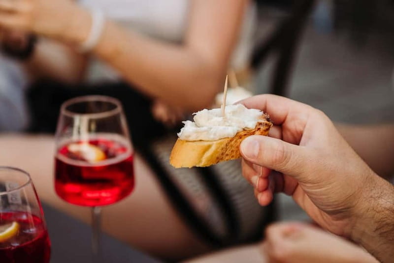 Venice: Eat & Drink Like a Local – Evening Cicchetti Tour - A small-plate strategy that beats the usual Venice “snack loop”