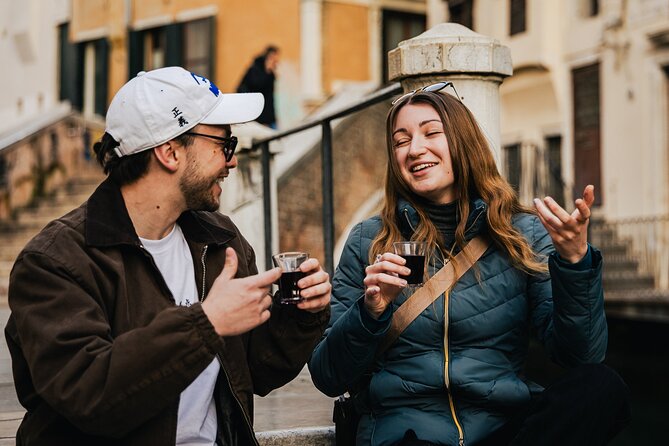 Venice Evening Food Tour: Bites, Drinks & Sit-Down Dinner - Stop 4: Antico Gatoleto Sit-Down Dinner, Choose One of Three Traditional Venetian Dishes