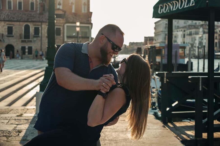 Venice: Exclusive Photoshoot in Hidden Locations - What to bring (and the simple stuff that improves results)