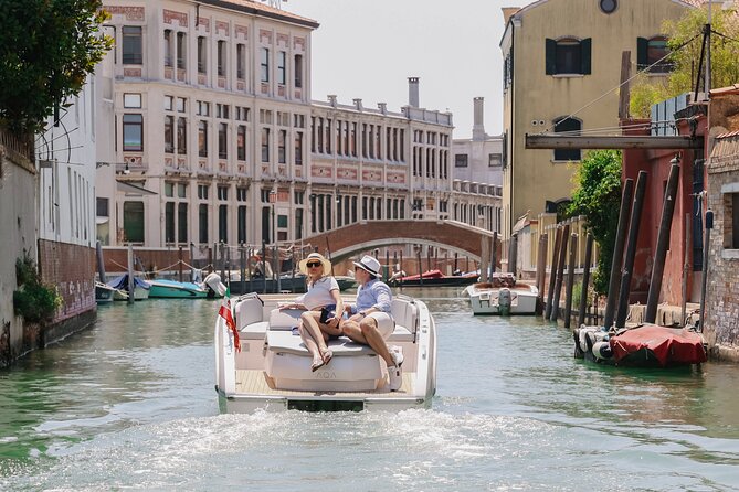 Venice: Explore Venice on Electric Boat - Key things to know before you board