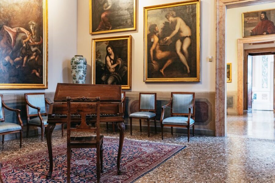 Venice: Fondazione Querini Stampalia Entry Tickets - Rooms you can pace yourself through: audio guide, café, and temporary exhibits