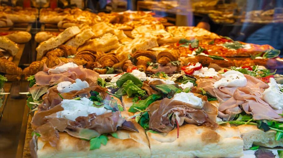 Venice: Food Tasting Tour with Cicchetti and Wine - Starting at Campo San Giacomo di Rialto: the easiest way to find your group