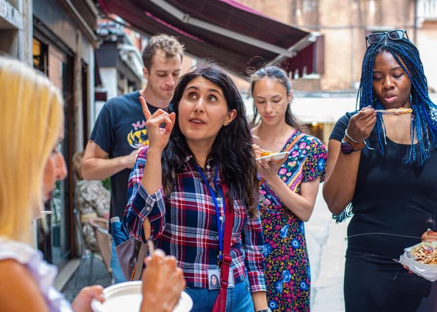 Venice: Food Tasting Tour with Cicchetti and Wine - Walking three districts on foot: why it feels more local