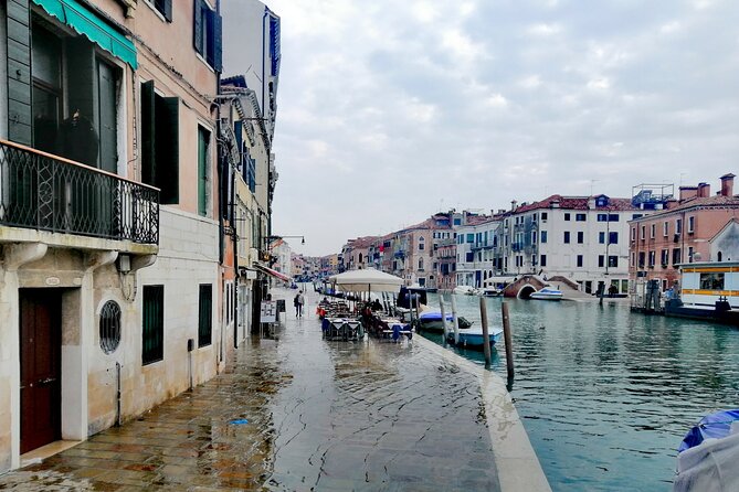 Venice for First-Timers: Essential Private Tour - Why MOSE and Acqua Alta matter to first-timers