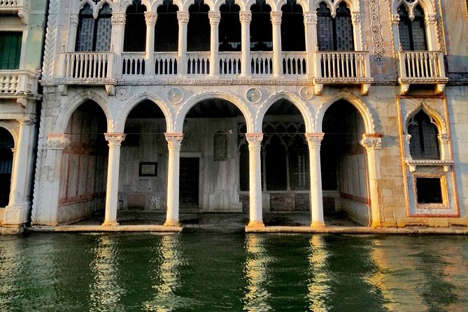 Venice for First-Timers: Essential Private Tour - What your small-group private tour actually buys you
