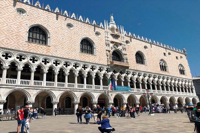 Venice for Kids: Family-Friendly Small-Group Walking Tour - Small-Group Format and the Price, Explained Clearly