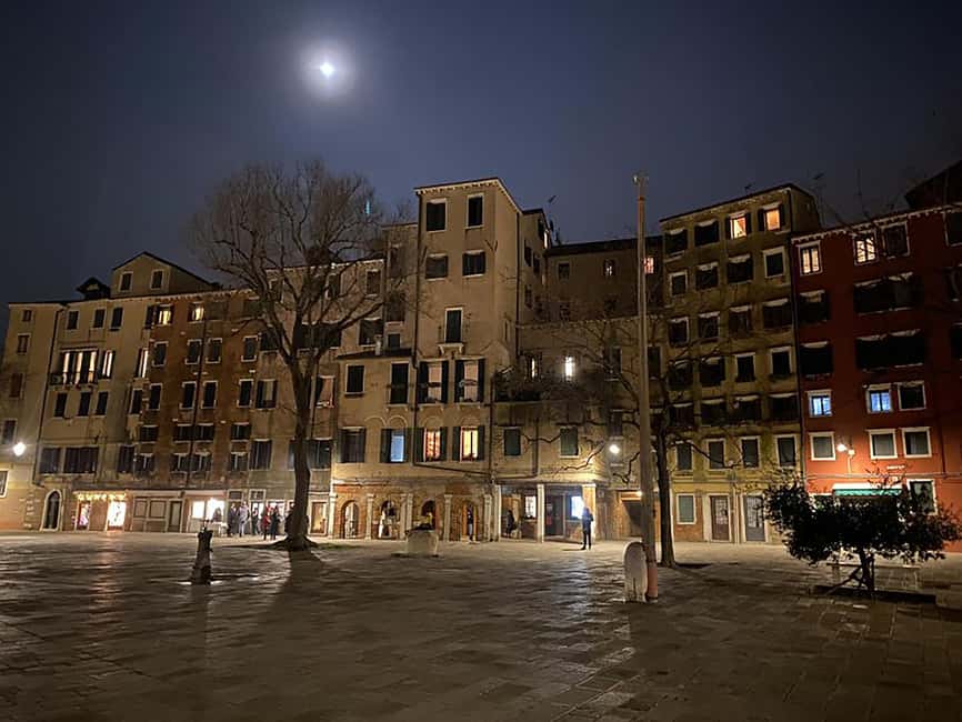 Venice Ghost Tour: Haunted Palaces & Secret Canals - Fondamenta Nuova and the cemetery edge: the chill stop that earns its spot