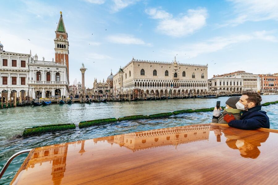 Venice: Grand Canal Boat Tour - How this compares to a gondola: value for your first Venice days