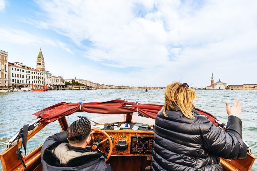 Venice: Grand Canal Boat Tour - Which guide style fits you, and why names like Massimo and Leo matter