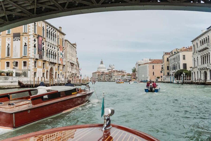 Venice: Grand Canal by Boat with Expert Guide - Should you book this Venice Grand Canal boat tour?