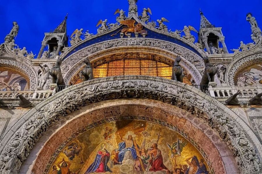 Venice: Guided Night Walking Tour & Saint Mark's Basilica - Practical stuff that matters for a night St Mark’s visit