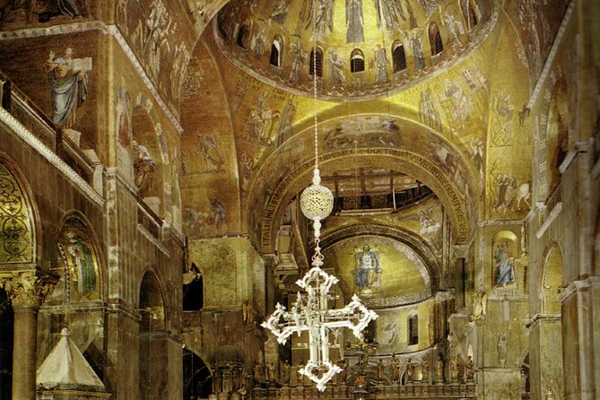 Venice Guided Tour of St. Mark's Basilica - Headsets in a loud church: how to make the audio work for you