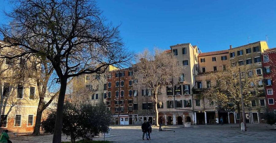 Venice: Guided Tour of the Jewish Ghetto and Synagogue Visit - Where Campo di Ghetto Nuovo Sets the Tone
