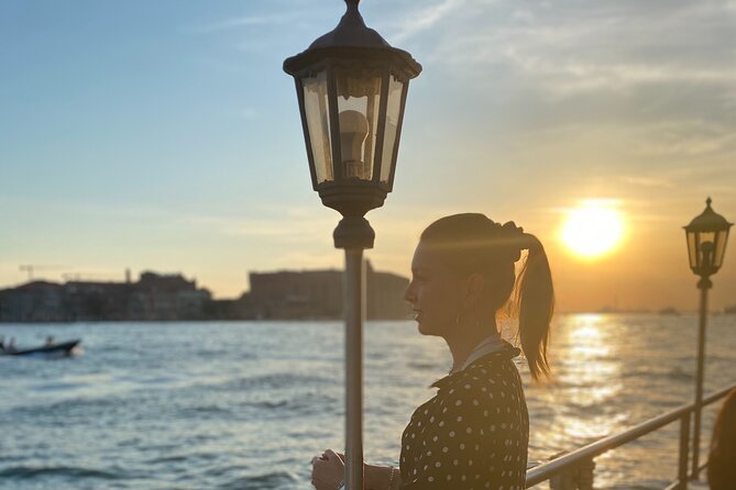 Venice Hidden Gems and Secrets Tour with a Local in Small Group - Campo Santo Stefano: palazzi, secret doors, and a magic potion vibe