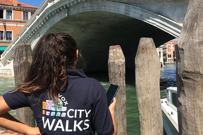 Venice: Hidden Gems Walking Tour with a Local Guide - Meeting point near Campo San Gallo, and how not to lose the group