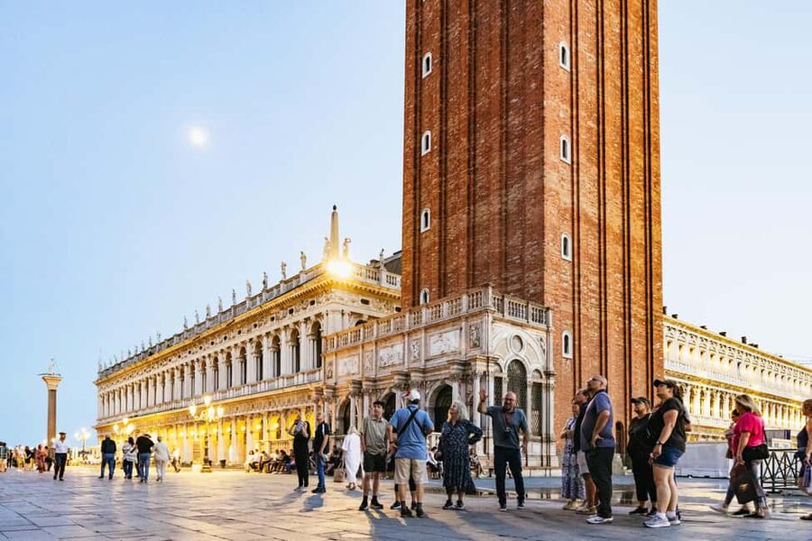 Venice: Highlights and Hidden Gems Night Walking Tour - Key Highlights to Expect