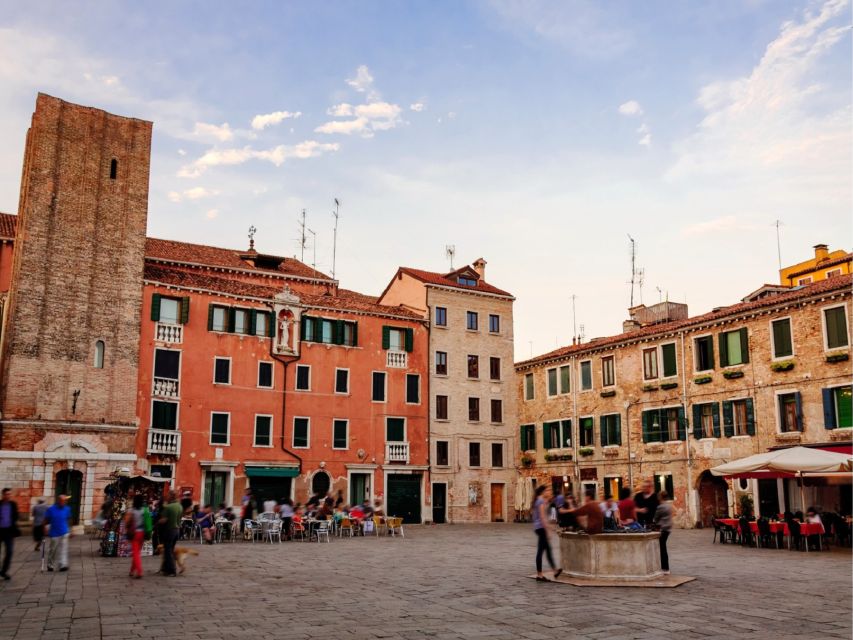 Venice: Highlights with Local Private Walking Tour & Gondola - San Marco Museums and the Area Around St Mark