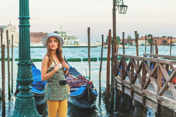 Venice Highlights with Local: Private Walking Tour & Gondola Ride - Private Venice Highlights, Plus a Gondola Ride That’s Already Set