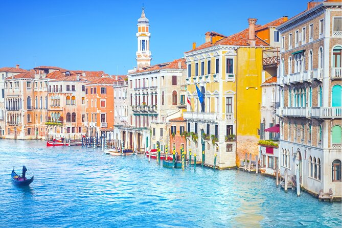 Venice Highlights with Local: Private Walking Tour & Gondola Ride - Stop 4: Teatro La Fenice, the Stop That Closes the Foot Tour