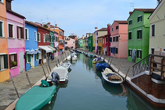 VENICE in 1 Day WOW Tour: city walk, Murano, Burano with lunch! - Murano by private water limo: the island pacing game