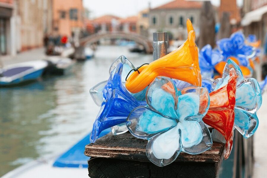 Venice Islands: Murano Glass & Burano Colors Guided Visit - Price and value: is $25 a good deal in Venice?