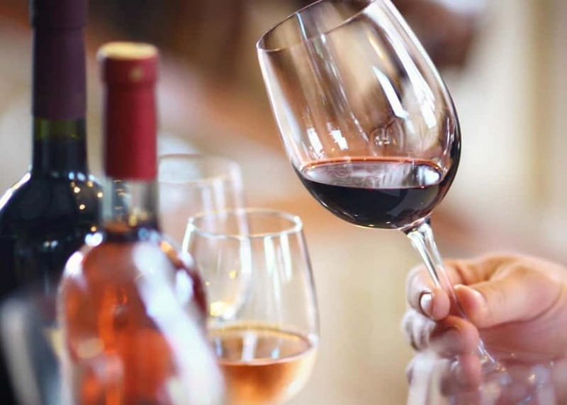 Venice: Italian Prosecco or Red Wine Tasting Expereince - Prosecco or red wine tasting, guided like a real session