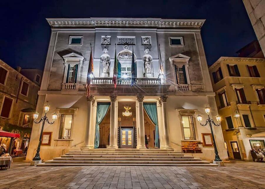 Venice: La Fenice Theater Tour - Who this tour fits best