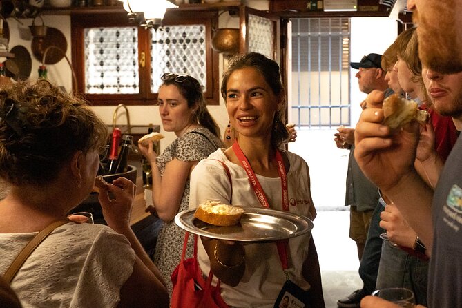 Venice Like a Local: Food, Wine & Spritz Tour with Traghetto Ride - Diets, accessibility of tastings, and the Venice access fee question