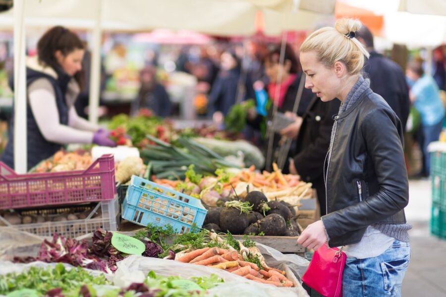 Venice: Market Tour and Meal at a Local's Home - Should You Book This Venice Market Tour and Home Meal?