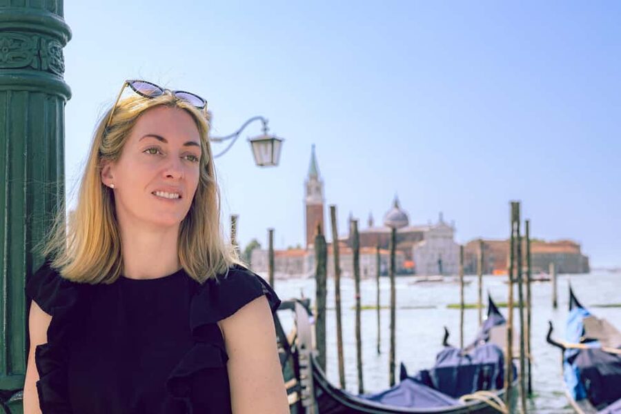 Venice: Memories in Pictures - The time on foot: mixing photos with actual Venice movement