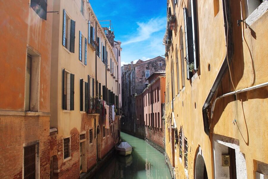 Venice: Morning Walking Tour - Scuola Grande di San Marco: Charity, Fortune, and Real Stories