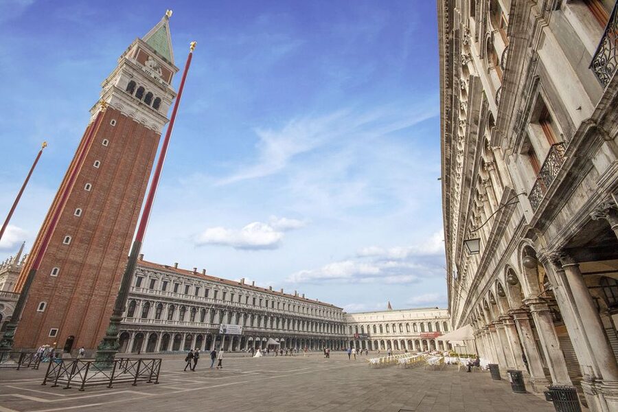Venice: Morning Walking Tour - What the Headsets Improve (More Than You Might Think)