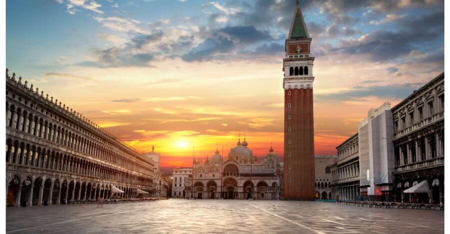 Venice: Morning Walking Tour with Local Guide - Scala Contarini del Bovolo: A Staircase Landmark You See Up Close