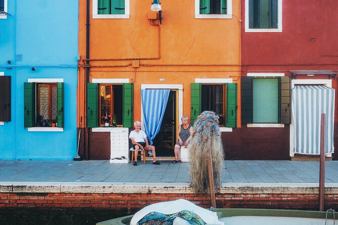 Venice: Murano & Burano Islands Tour with Optional Torcello Stop - Burano in a nutshell: color, quiet pockets, and lace heritage