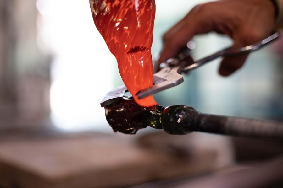 Venice: Murano Glass-Blowing Demo and Workshop - Inside the glass factory: what you truly see in the 15 minutes
