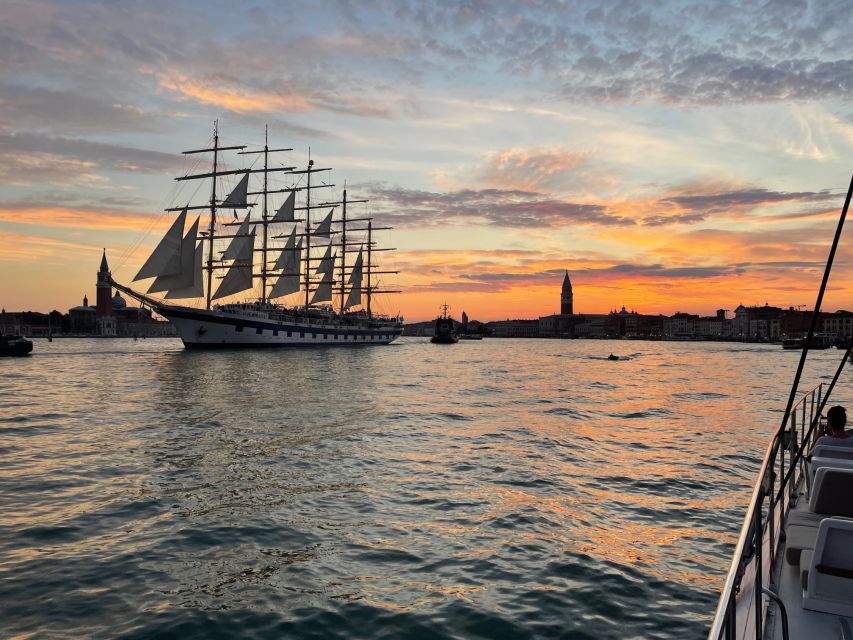 Venice: Night Catamaran Cruise of the Lagoon - The 1.5 hour lagoon route: San Marco, Giudecca, then Lido
