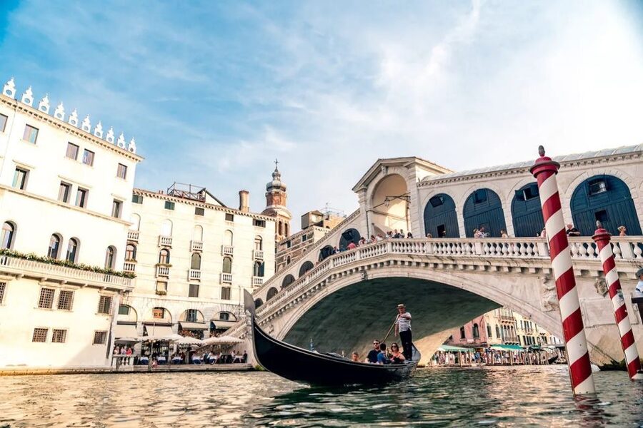 Venice: Off the Beaten Path Private Gondola Ride - Price and value: $94 per person, and when it feels worth it