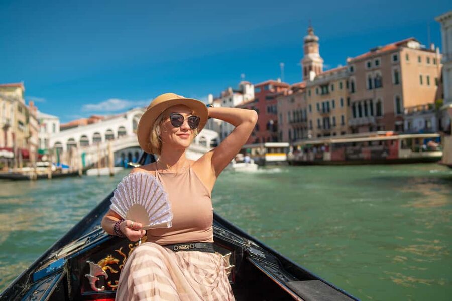 Venice: Off the Beaten Path Private Gondola Ride - Private Venice gondola time, minus the chaos