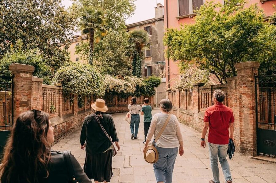 Venice: Off-the-Beaten-Path Small-group Walking Tour - Key highlights I would plan around