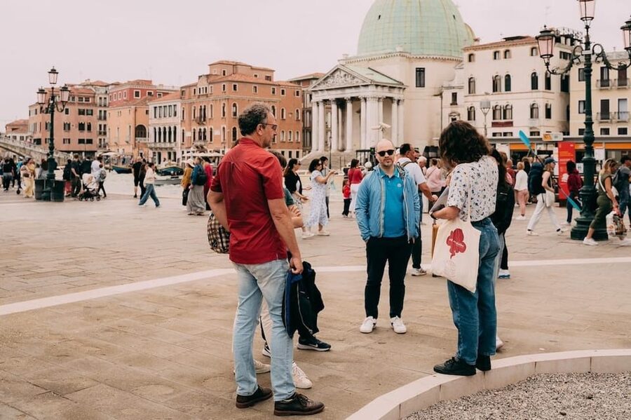 Venice: Off-the-Beaten-Path Small-group Walking Tour - Off-the-beaten-path Venice, without the guesswork