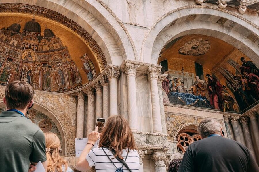 Venice: Off-the-Beaten-Path Small-group Walking Tour - Price and value: why $33 can be a bargain in Venice