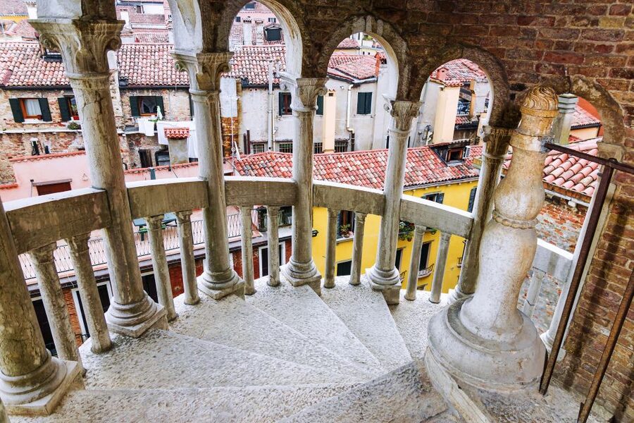 Venice: Palazzo Contarini del Bovolo Entrance Ticket - The climb: what the Scala Contarini del Bovolo experience actually feels like