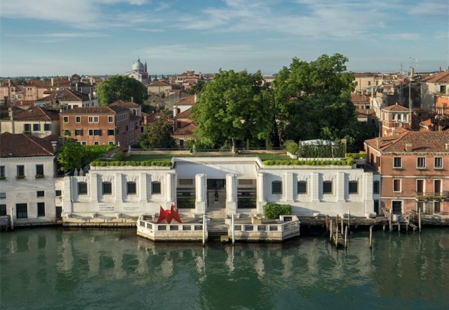 Venice: Peggy Guggenheim Collection Tour with Private Guide - Peggy Guggenheim’s Palazzo on the Grand Canal