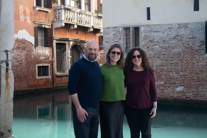 Venice Portrait Photoshoot - Making Memories - St. Mark’s Square as your photo starting line